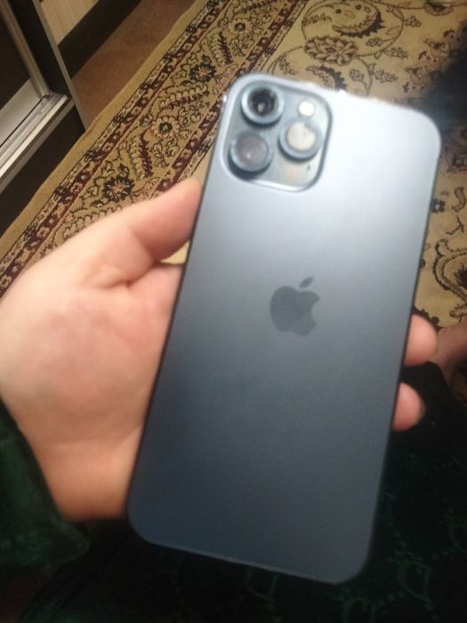 Продам айфон 12 про макс 128 гб