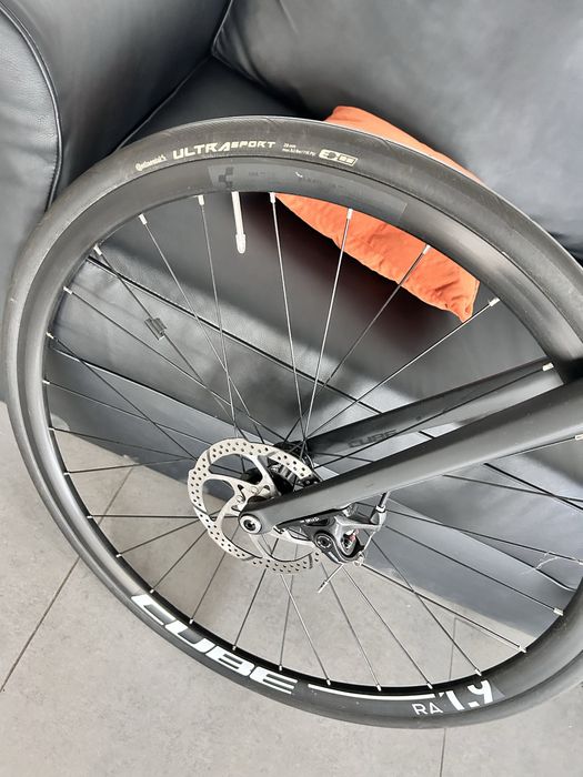 Шоссейный велосипед Cube