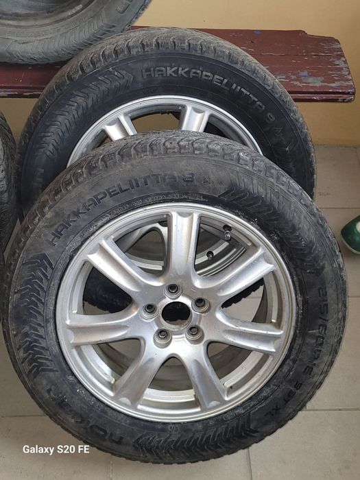 Продам шины с дисками Хака 8