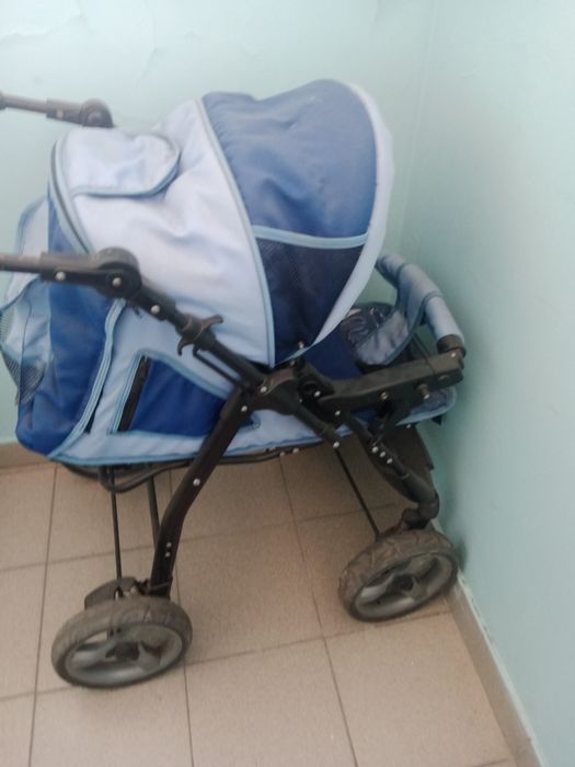 Продам детскую коляску хорошем состояние