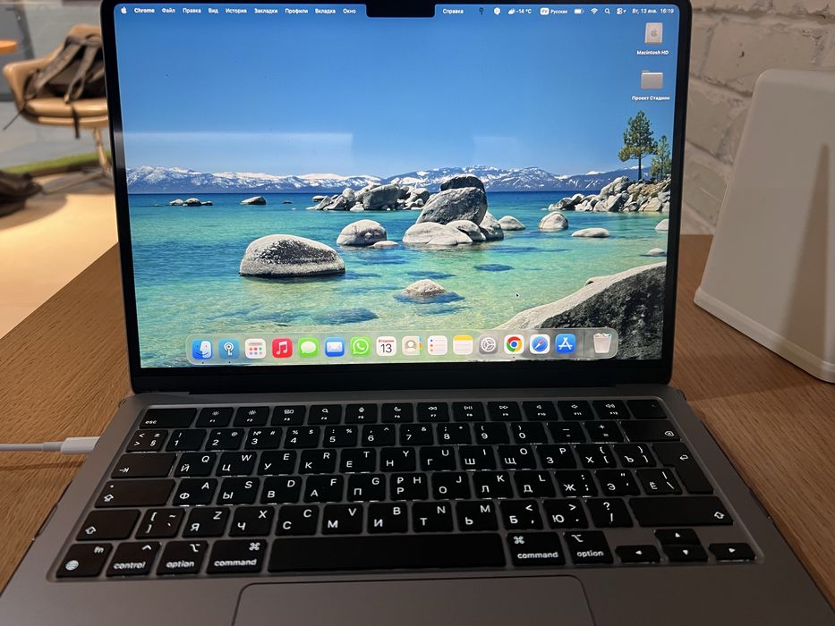 Mac OS, Ноутбук Apple M2