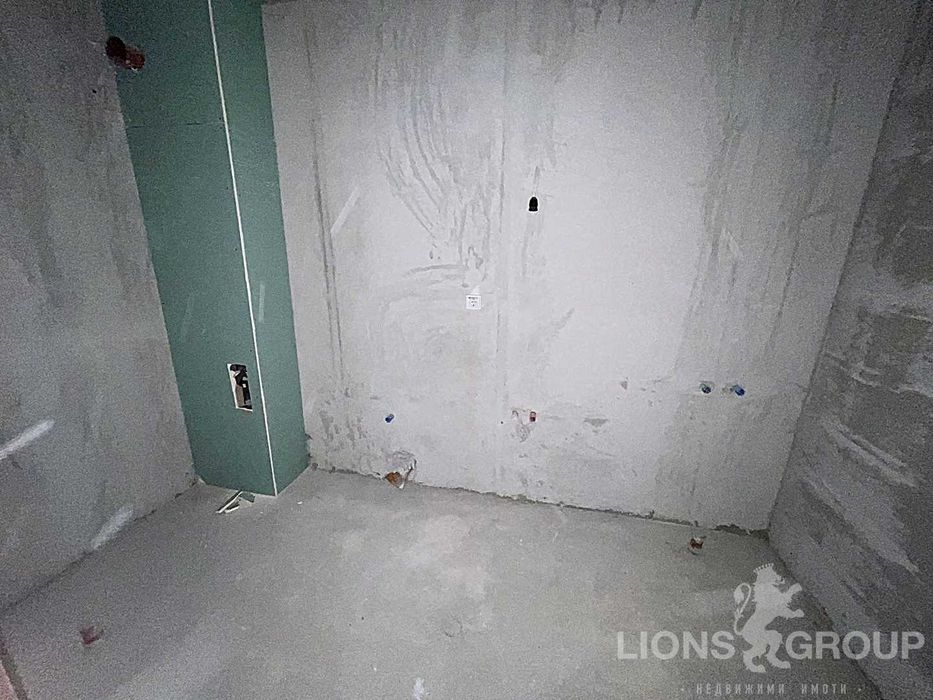 Продава се Тристаен апартамент в Варна, Владислав Варненчик - 92 кв.м за 1300 €/кв.м - Снимка #13