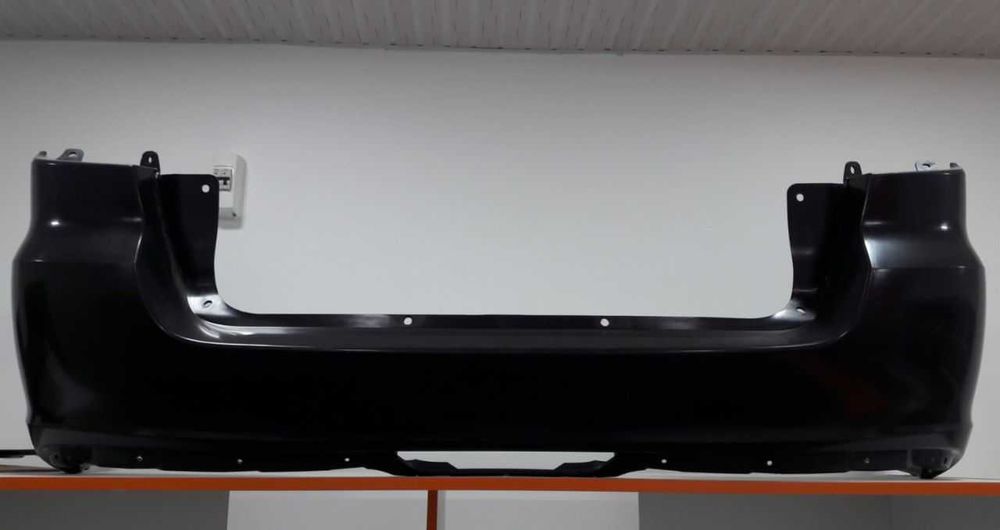 Продаётся новый задний бампер на LADA GRANTA Liftback