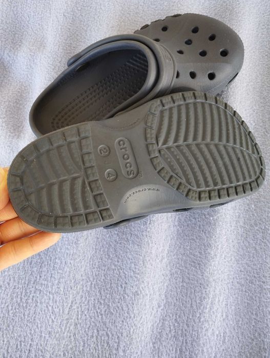 Летни Nike и Crocs номер 33/34.