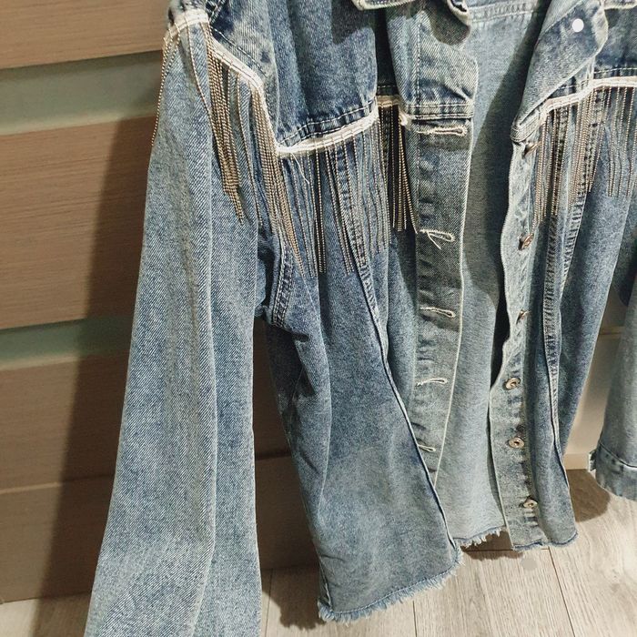 Vând jachetă blug cu franjuri