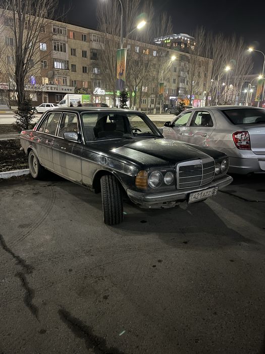 Продам Mersedes w123 e200