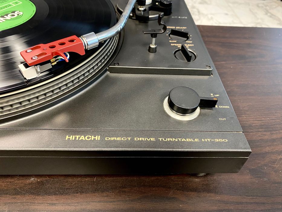 Vintage грамофон Hitachi