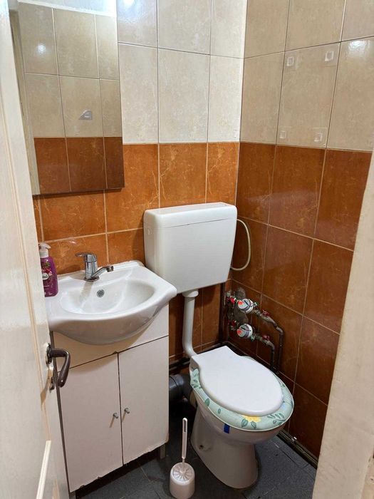 Proprietar ofer spre inchiriere garsoniera