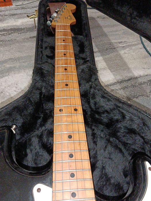 Fender Stratocaster MIJ E Series електрическа китара Фендър японска от 80те години