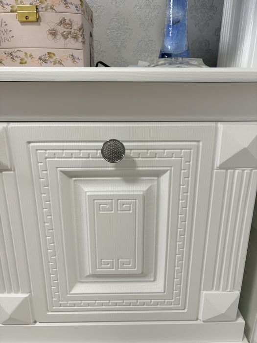 Продам спальный гарнитур