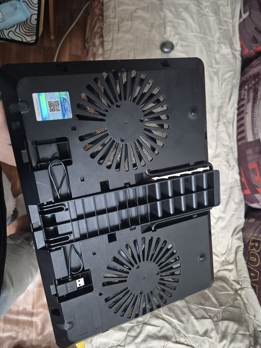 Охлаждающая подставка для ноутбука Deepcool