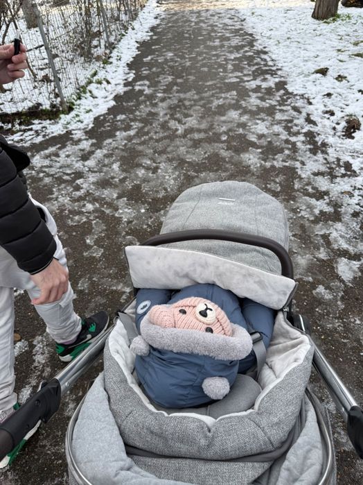 Cărucior 3 in 1  mamas and papas occaro +scoica cybex cu isofix