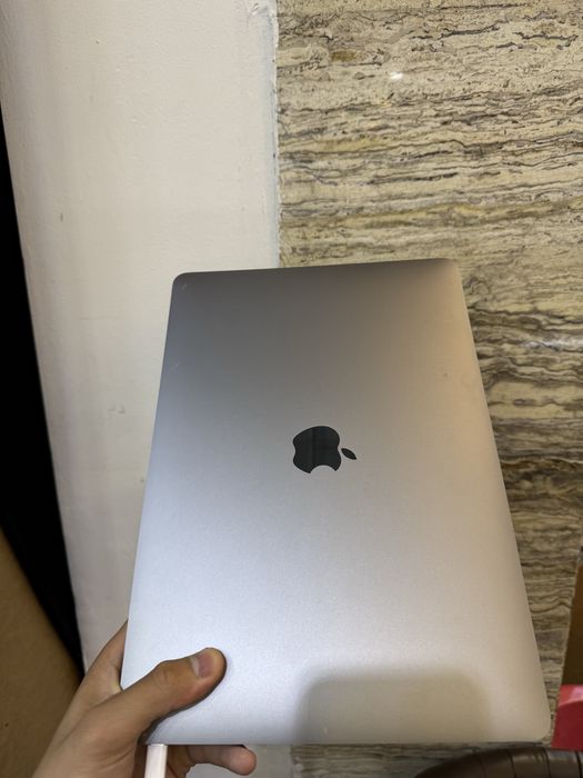 Macbook M1 256GB