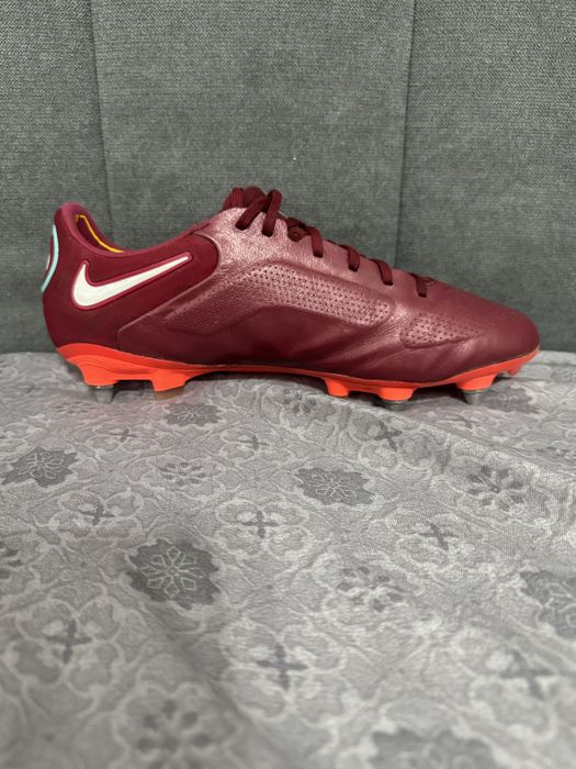Purtate odata, ghete fotbal nike tiempo 9 elite filet