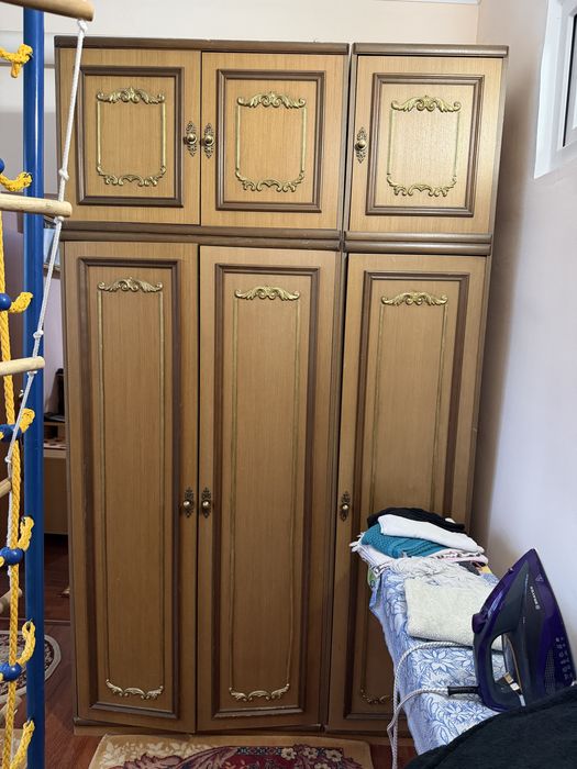 Продам румынскую стенку