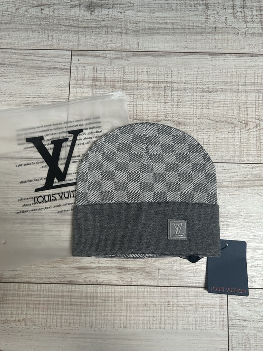 Caciula Louis Vuitton