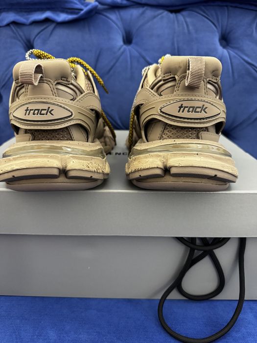 Balenciaga Track 2 numarul 37