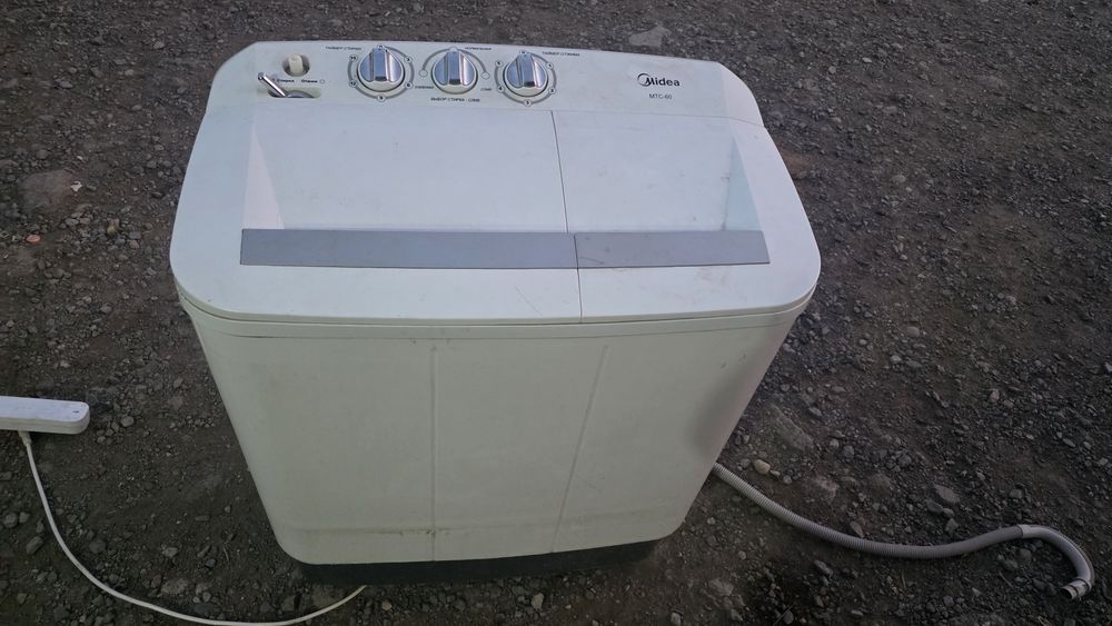 Полуавтомат стиралка Midea