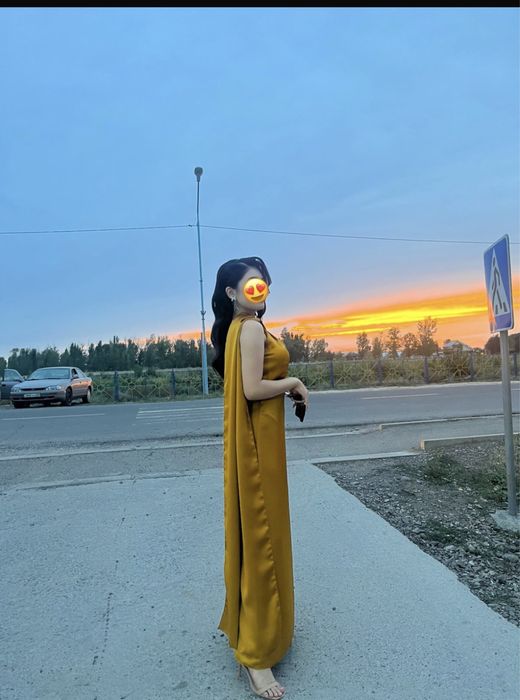 Вечернее платье сшит на заказ