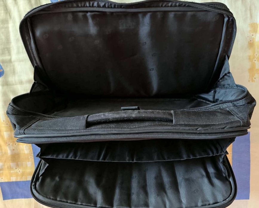 Чанта American Tourister