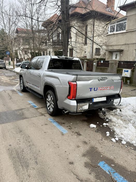TOYOTA Tundra Hybrid i-Force MAX