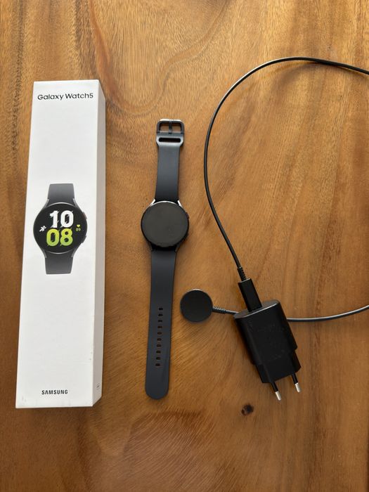 Samsung Galaxy Watch 5