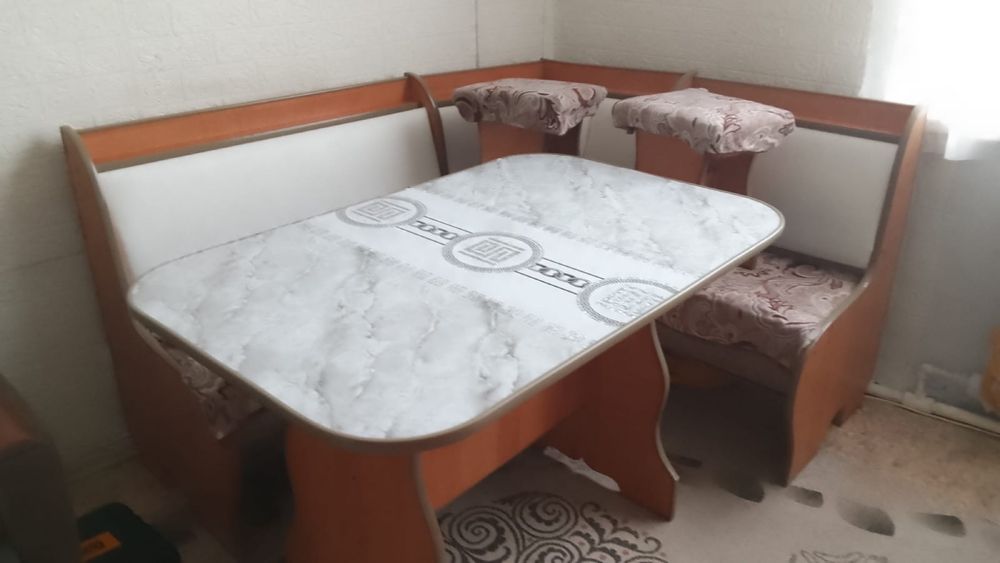 Продам обеденная зона