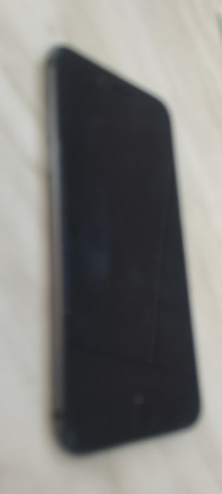 продам Iphone SE 2020 64gb