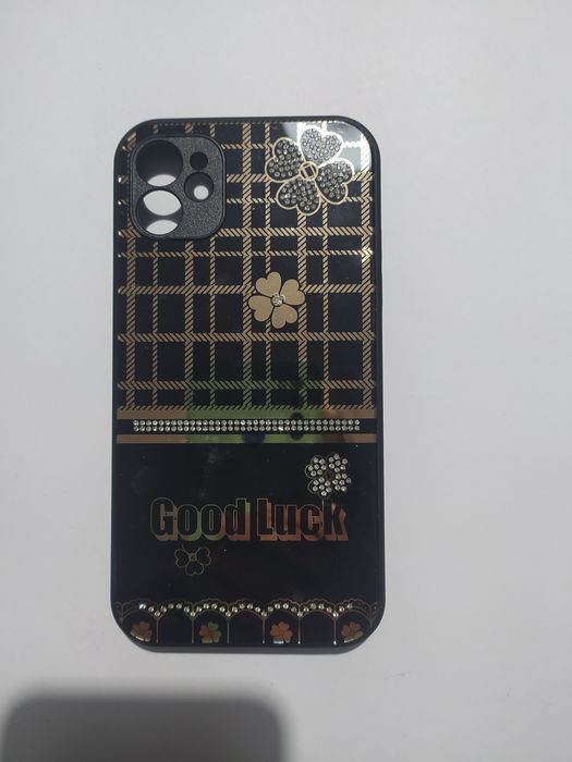 Iphone 11 кейсове