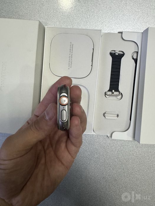 Apple Watch Ultra 49 mm full