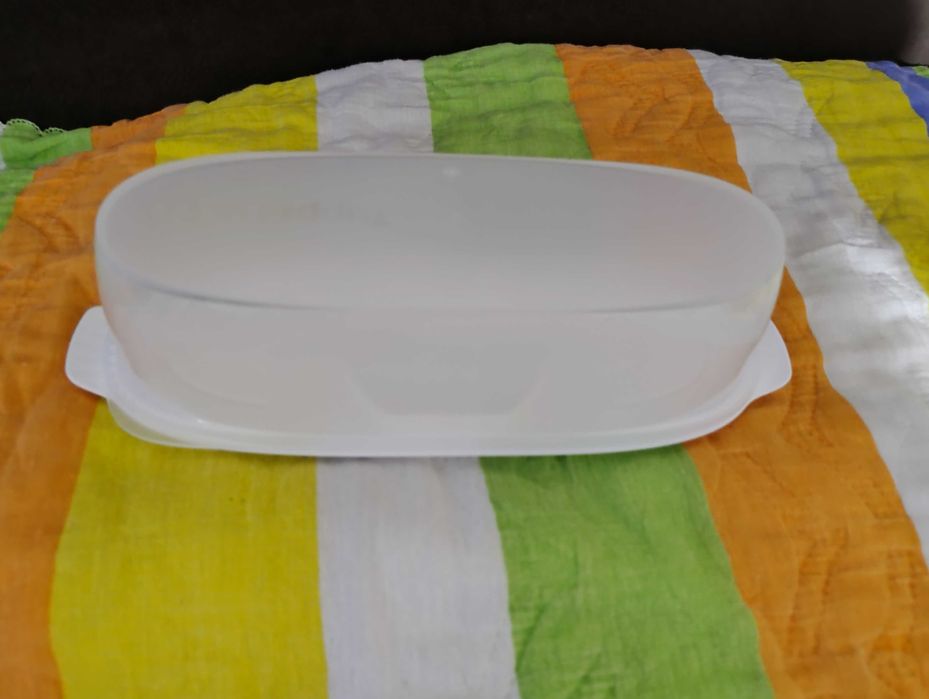 Tupperware вентсмарт 4.4 л.,кутия за колбаси