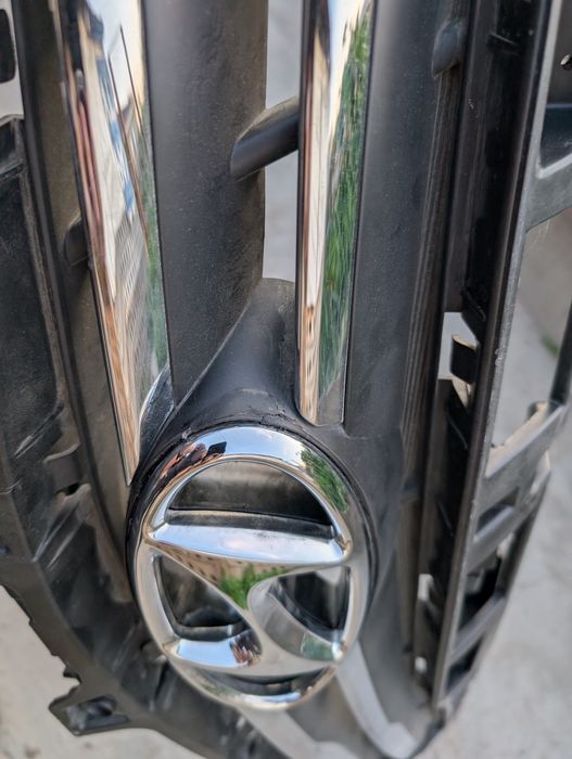 Решетка радиатора Hyundai Accent