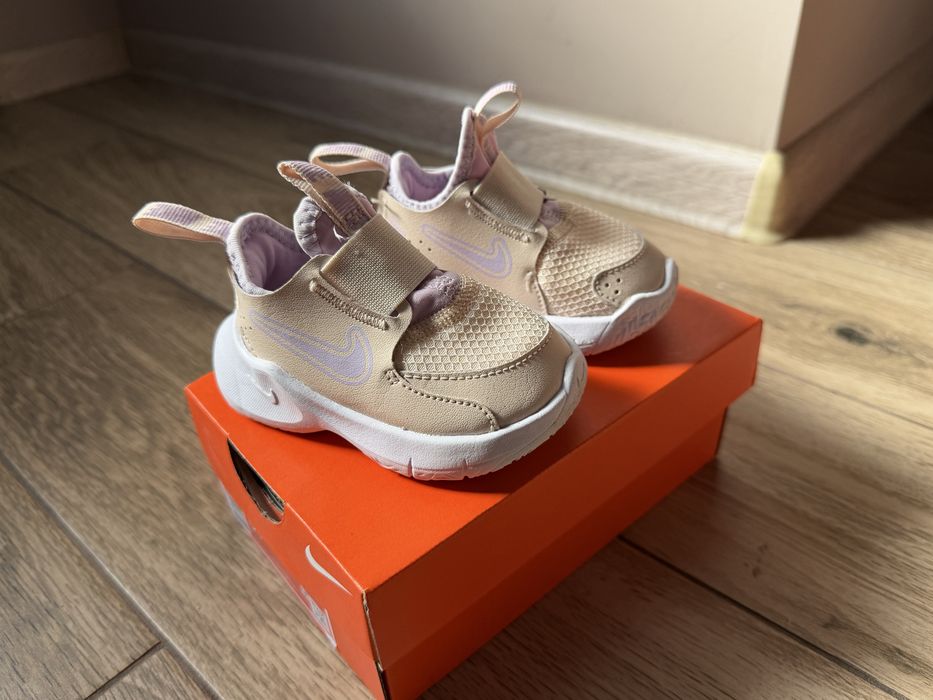 Бебешки маратонки Nike