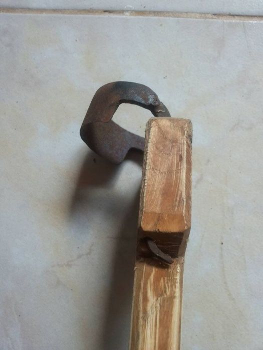 Уред за дълбане на дърво