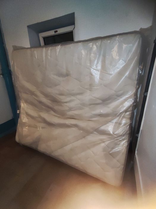 Матрац продам нормальный