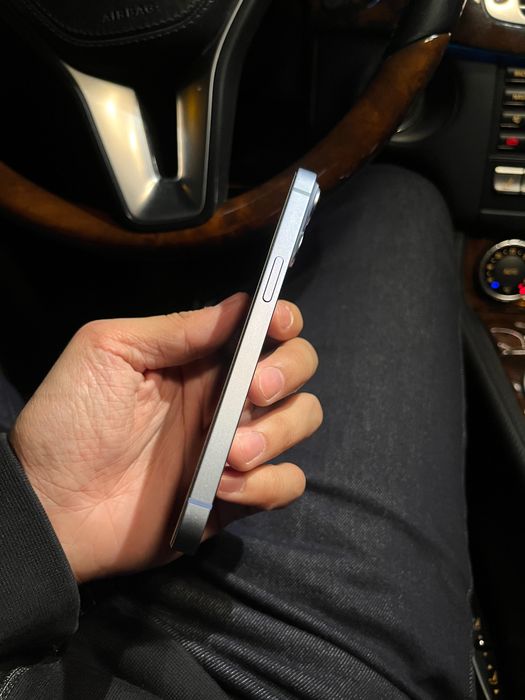 Продам iPhone 14 айфон 14