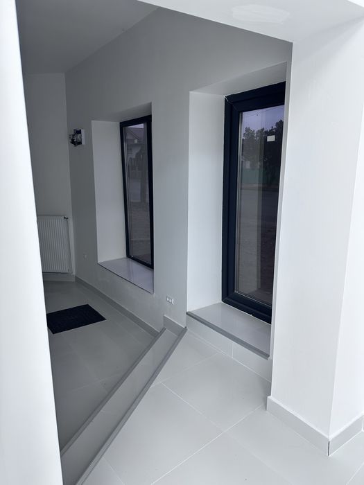 Inchiriez spatiu comercial