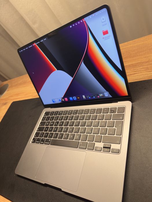 Macbook air M3 16gb