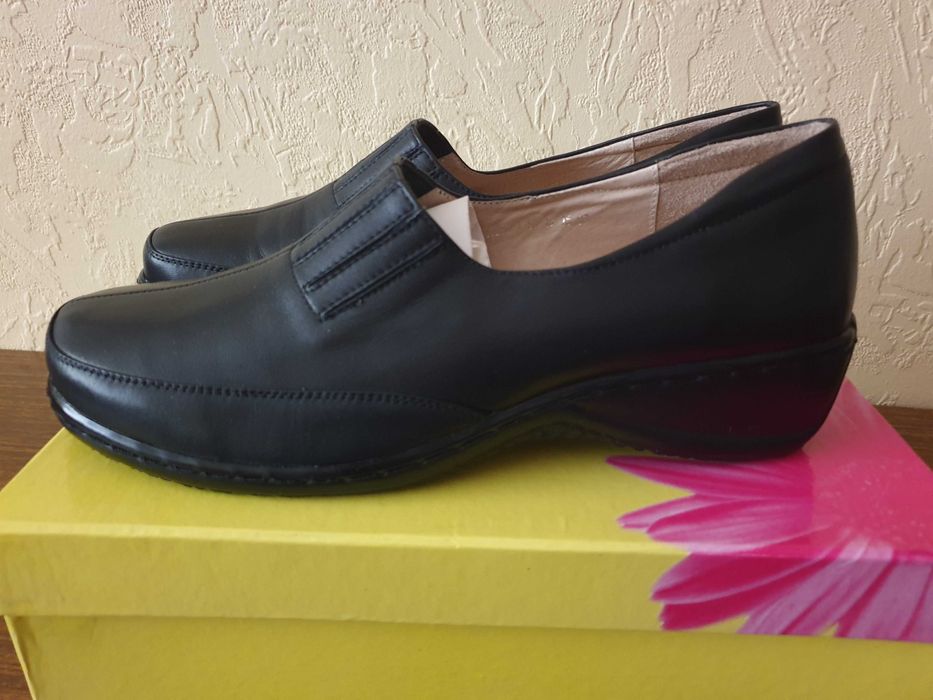 Туфли новые кожаные