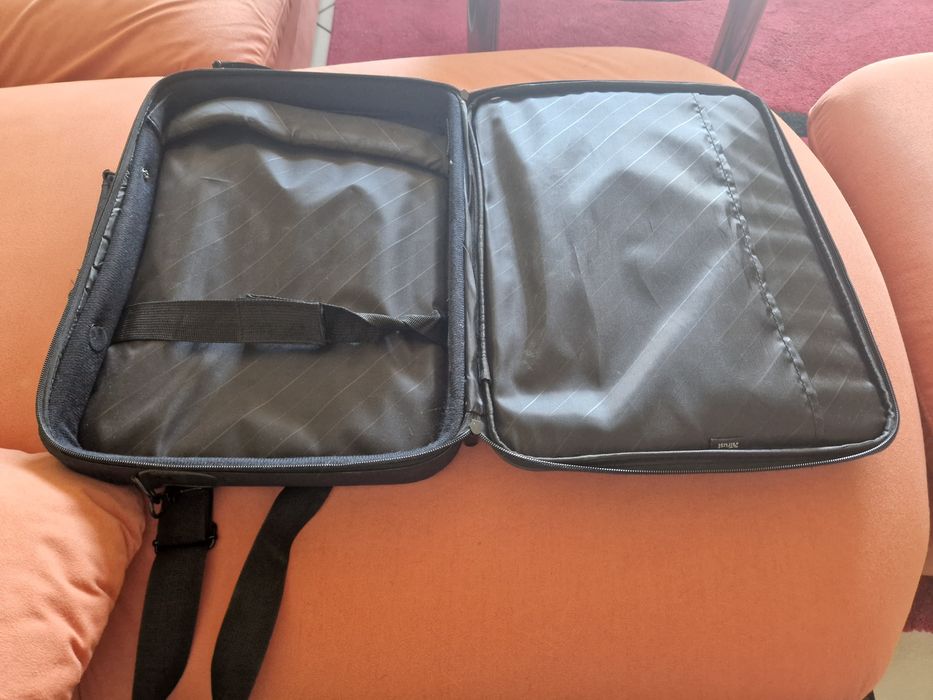 Чанта за лаптоп Trust 16''