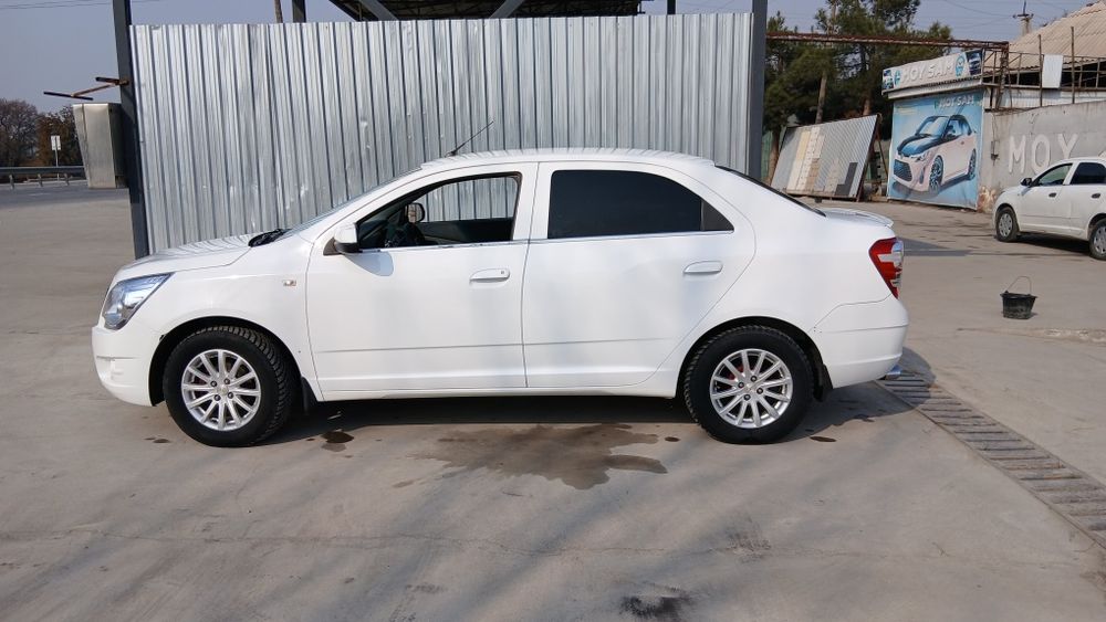 Kobalt 2020 sotiladi zor xolatda