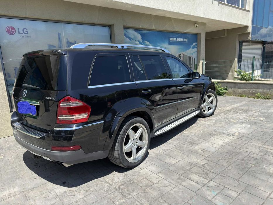 Mercedes Benz GL 550