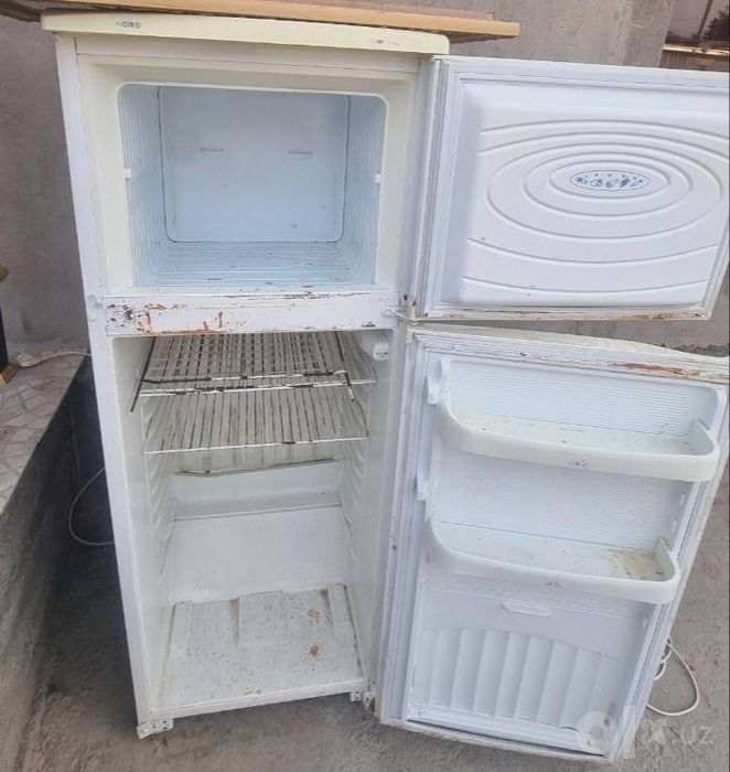 Продается холодильник
