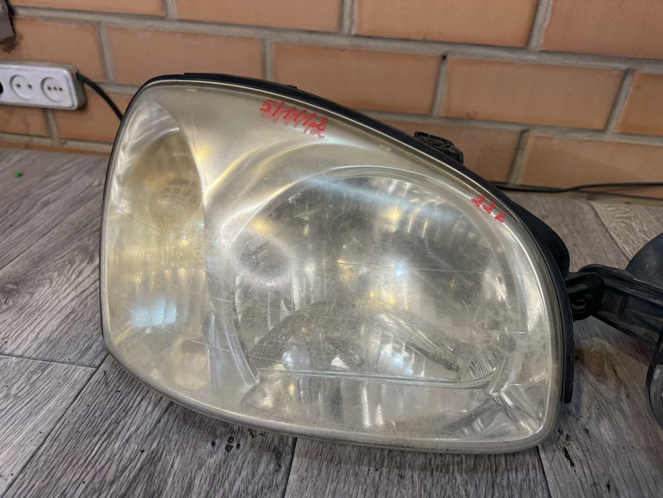 Фары на Хюндай Сантафе