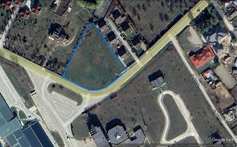 Vand teren intravilan Hemeius