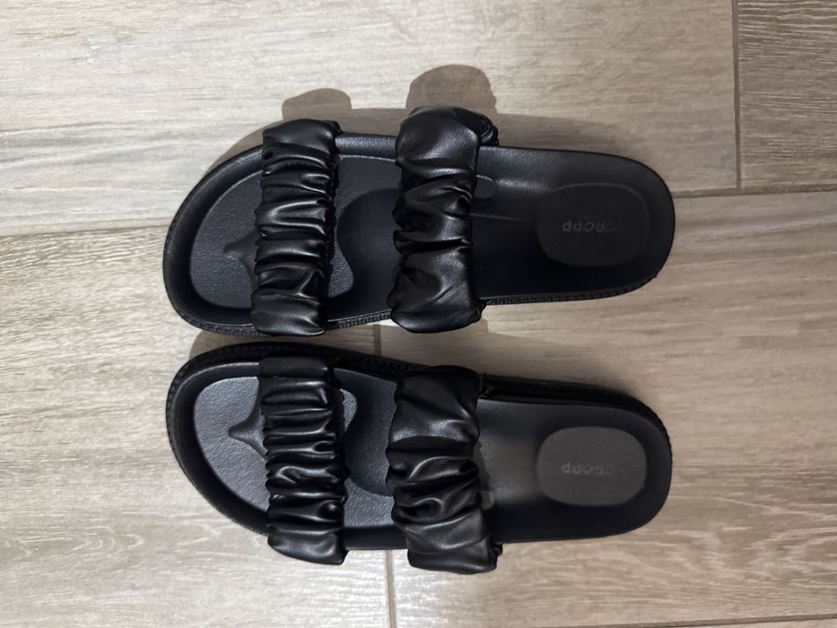 Papuci cropp cu barete pe elastic