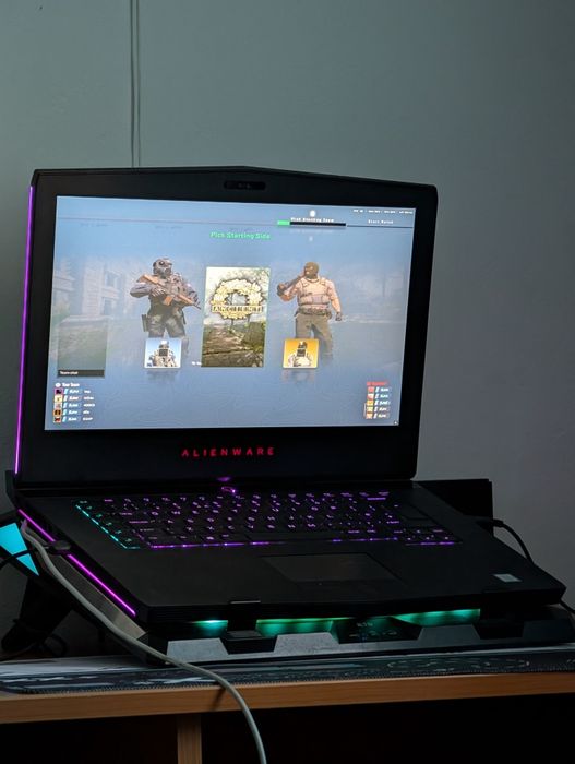 Alienware 15 R3 - 32GB RAM , i7 , GTX 1080 Max Q , 1.7 TB