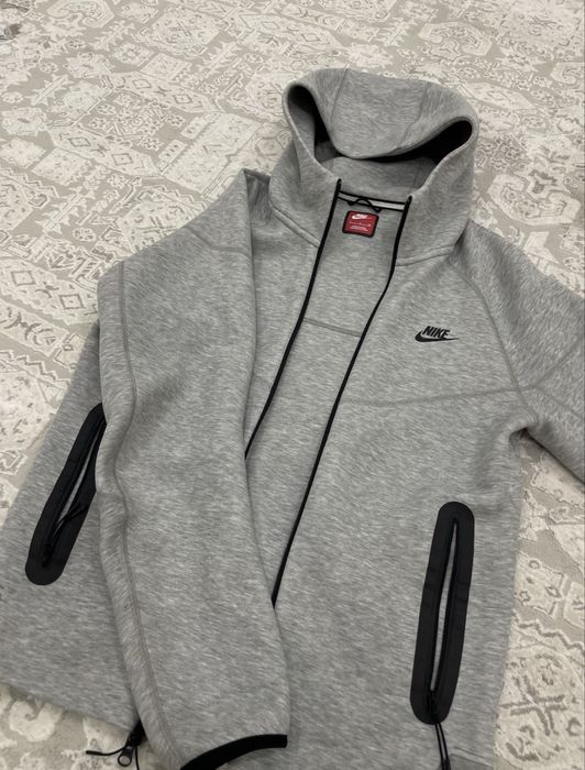 Nike tech fleece