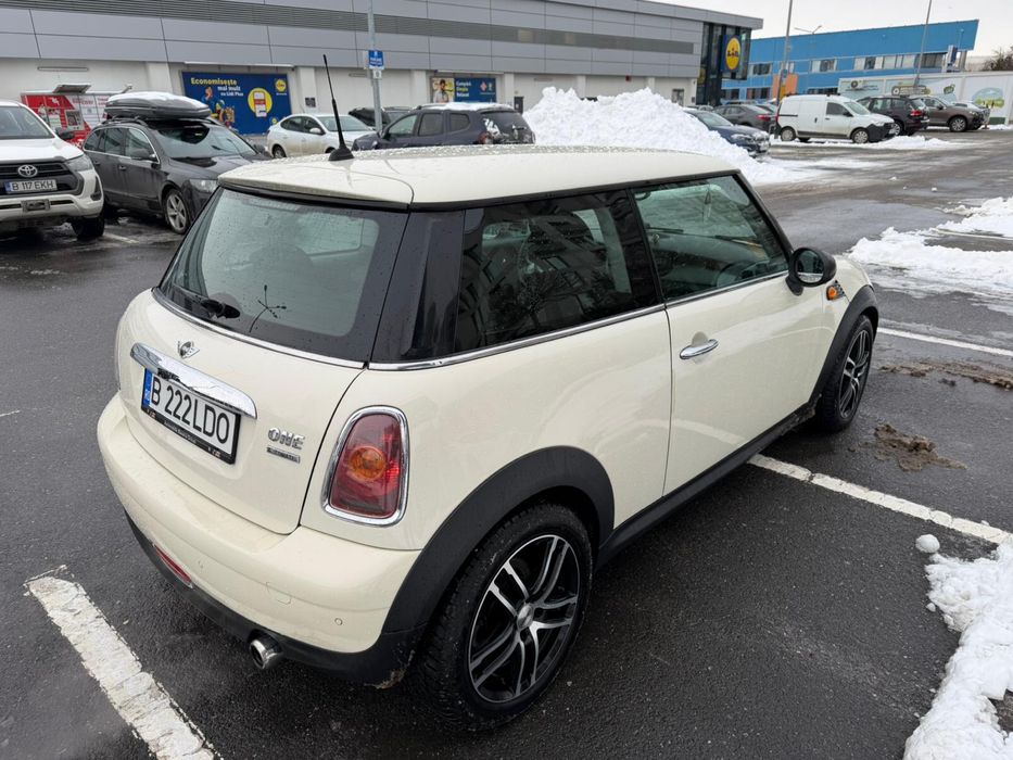 Mini Cooper One automat