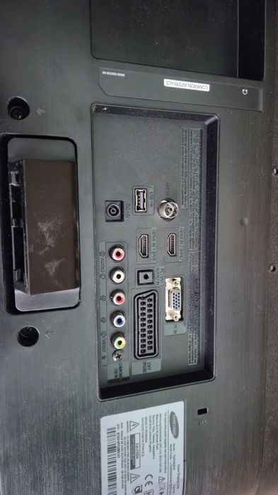 Vând Monitor TV Samsung 24" Seria T24E390EW